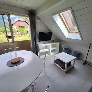 la-baie-des-voiles-duingt-74410.hotels-rhonealpes.com/